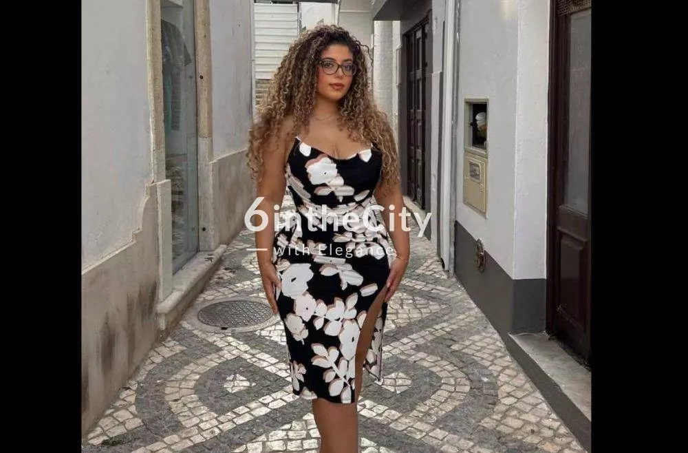 Sandra escort in Paris France