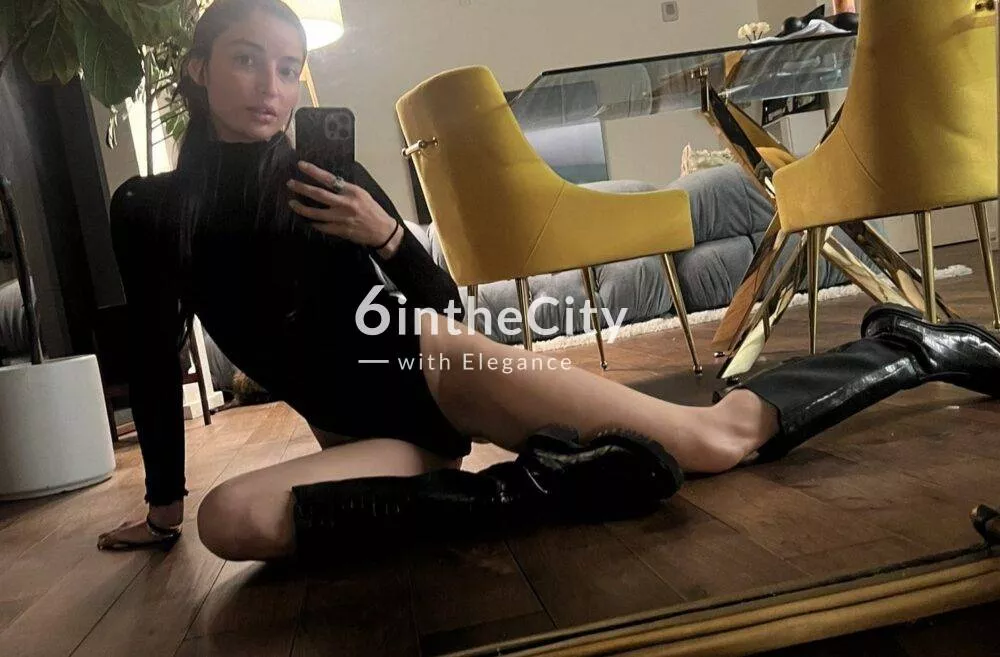Miliane escort in Montpellier France