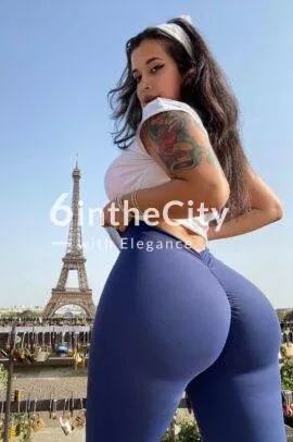 Isabelle escort in Lille France