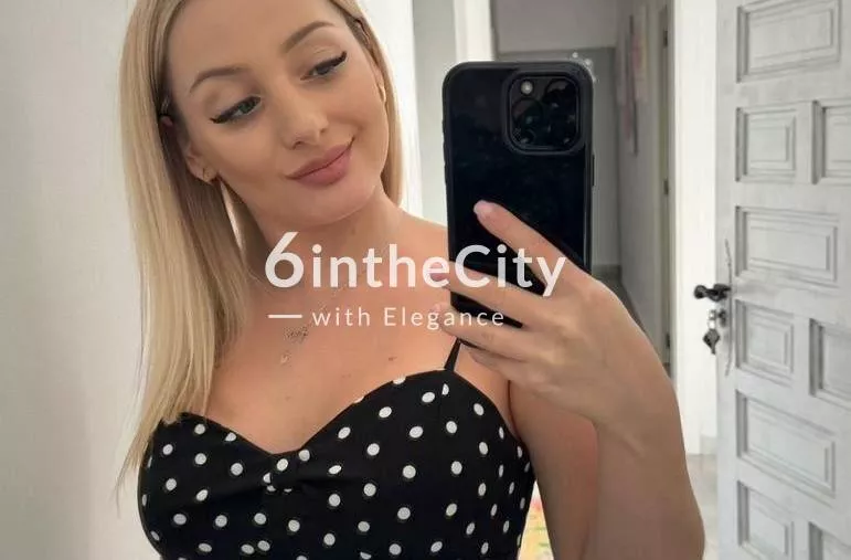 Edwige escort in  France