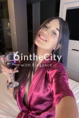 Emily escort in Limoges Frankreich