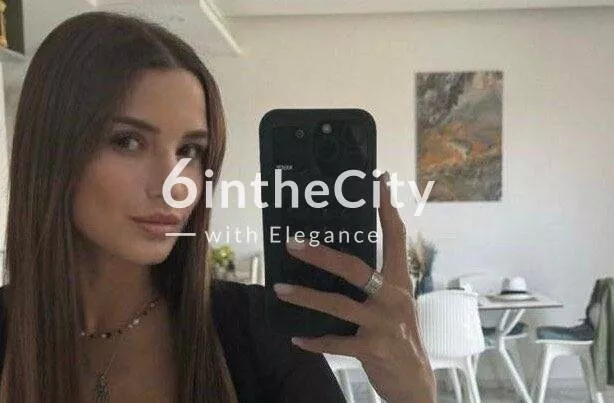 Olivia escort in Lyon France
