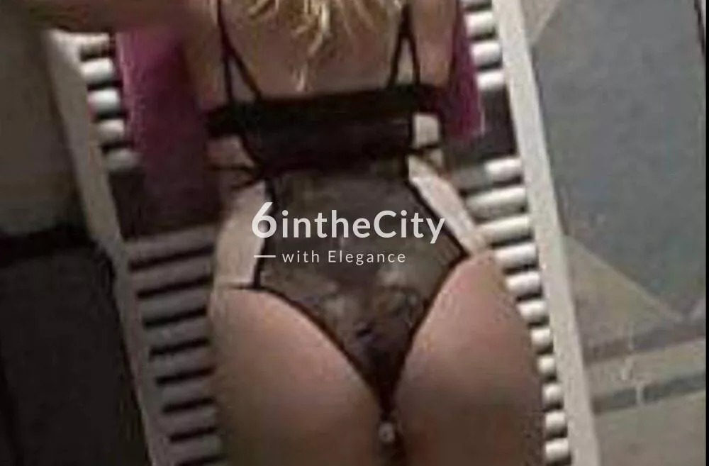 Cristine escort in Milan Italy